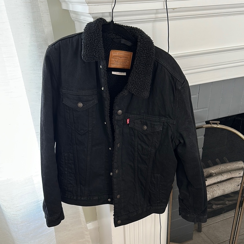 Levi's Black Sherpa-Lined Denim Jacket